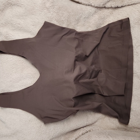 Knix LuxeLift Tank - Picture 2 of 3